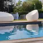 A Avec Piscine Et Jacuzzi Au Calme Villa Biarriz