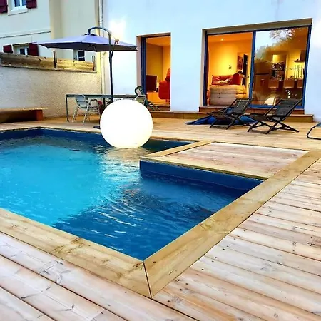 ヴィラ A Avec Piscine Et Jacuzzi Au Calme
