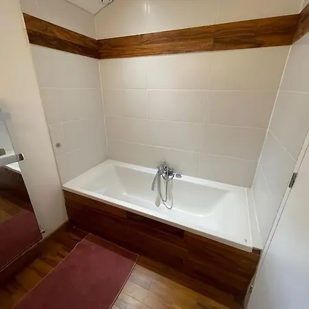ヴィラ A Avec Piscine Et Jacuzzi Au Calme ビアリッツ